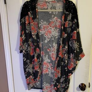 Abercrombie & Fitch Floral Kimono Cardigan - Black and Pink